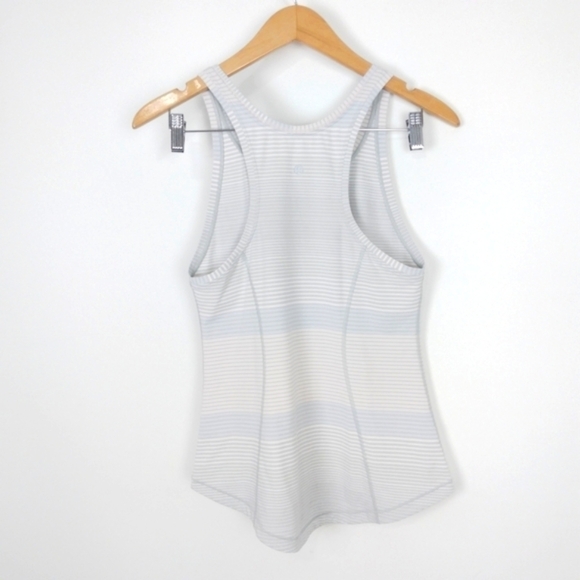 Lululemon Think Fast Active Tank Size 4 - Picture 8 of 8